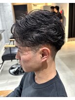 ブルニール 中崎町(BLEUNIR)&nbsp;フェザーパーマ/センターパート/ニュアンスパーマ