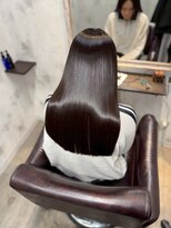 シシ 新宿(She 2.)&nbsp;ショコラベージュ/ツヤ髪スタイル/ニュアンスカラー/髪質改善