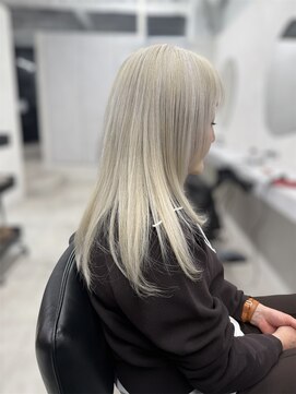 ノアル 大宮店(NOAHL) ホワイト／ホワイトブロンド／ハイトーン／レイヤー　M