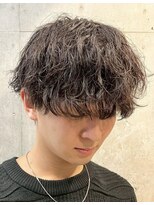 リベルテ 京橋(Liberte)&nbsp;福島/京橋/大阪/曲がる縮毛/ブリーチ/メンズカット/フェザー/眉