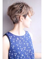 レンク(LENC)&nbsp;Coast.ツーブロックショート×耳かけショート×ハイライト