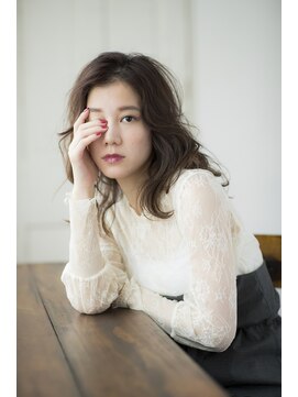 エルブロッサム 北上尾店(L-Blossom) 大人可愛いノーブルな雰囲気でつくるネオガーリーミディ２