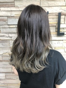 ウィル 都島店(WiLL) 20代30代40代大人可愛い毛先グラデーション×シルバーアッシュ