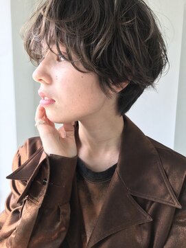 シータ(sheta) 【表参道sheta/三畑】大人かわいいルーズなセンシュアルショート