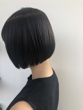 サラビューティーサイト 志免店(SARA Beauty Sight) パツッと切りっぱなしボブ