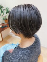 モリオ フロム ロンドン イオンモール 熊本店(morio FROM LONDON)&nbsp;【morio熊本】ショート/白髪ぼかしハイライト.k