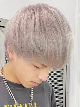 ウィコ 新宿(WICO) ホワイトラベンダー[新宿駅/モード/ダブルカラー]