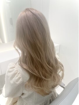 アールプラスヘアサロン(ar+ hair salon) ホワイトミルクティーカラー