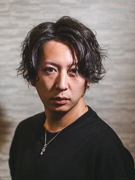 リバーシン(REVERSHIN) メンズパーマ