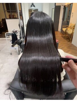 ジーナ 博多(Zina) ツヤ髪/premium縮毛矯正