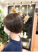 シュッとしたショートボブスタイル