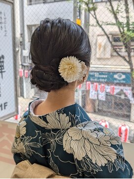 ヒデ美容室 おだんごヘアアレンジ