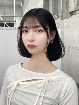 エヌアイ オモテサンドウ(ni omotesando) タンバルモリ×シースルーバング顔周りカット　上野