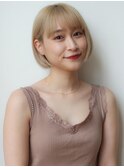 大人小顔艶髪金髪内巻きボブディアプリコットオレンジハイライト