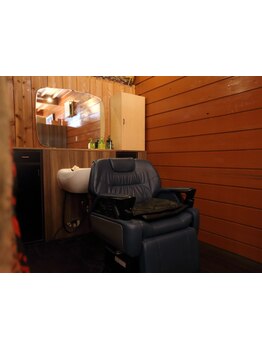 【メンズ/レディースどちらも】忙しい日々に…ヘッドスパで心身共にリラックス♪髪や頭皮をしっかりケア