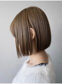 レイヤーカットミルクティーベージュブリーチなしダブルカラー