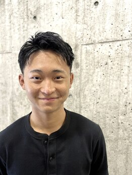 メンズエープラス 大野城 春日原(men’s A+plus)の写真/ONもOFFもキマる、大人カジュアル。髪質と骨格を活かした再現性の高いスタイルをご提案。