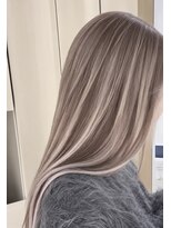 アース 郡山コスモス通り店(HAIR&MAKE EARTH)&nbsp;ミルクティーグレージュのハイライトロングストレート