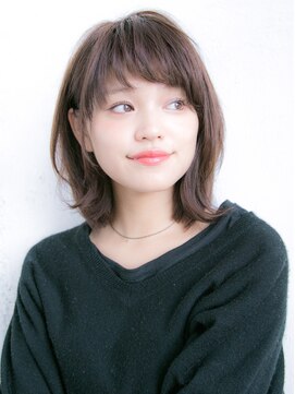 リリアン 青山(relian) ダークチョコレートカラーの外ハネくびれミディ☆relian青山