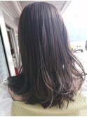 ベージュカラー