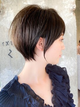ロビー 表参道(ROBBY) 美シルエット大人ショートヘア/30代40代50代/表参道/美容師