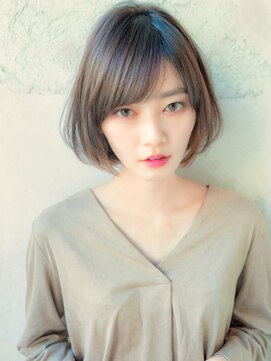 ロンド クラン 岡崎(Lond Clan) 30代40代ひし形クビレ耳掛け束感小顔ショートボブ