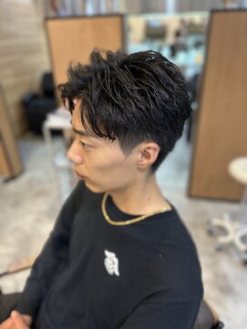 ヒート トウキョウ 目黒店(HEAT TOKYO) フェザーパーマ　アップバング　ツーブロック