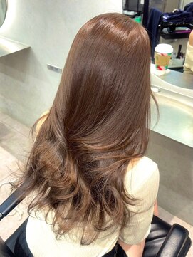 オニキス(ONYX) ブリーチなしブラウンカラー×レイヤーカット【chisato】