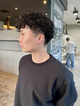 ウェイズ(WAYS) プードルパーマ/波打ちパーマ/フェザーパーマ/刈り上げショート