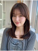韓国風レイヤー/外ハネくびれ/ミディアムレイヤー/ぱっつん前髪