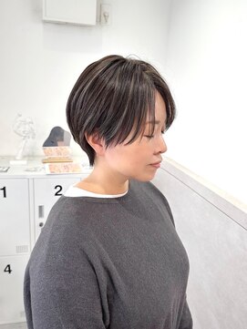 スイ(suiw) 大人のハイライトショート【suiw】昭和町/天王寺/阿倍野