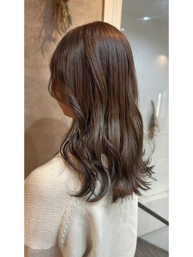 シルク(silk) ワンカラーで明るめブラウン