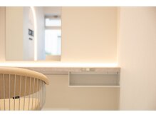 【髪質の変化を感じ始めたオトナ女性へ】美しい髪を取り戻す髪質改善メニュー紹介(２)《完全個室＆半個室》