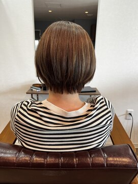 ティーク(TEAK) ショートヘアにもサラサラになれるストレート