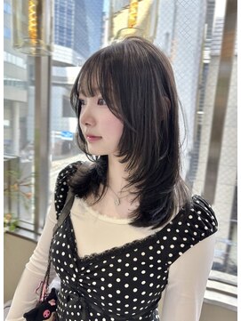 リリー(Lilley) 中顔面短縮レイヤーカット