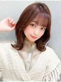 20代シースルーぱっつん前髪で結んでかわいいフェイスレイヤー