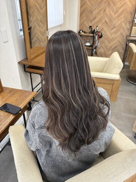 リングバイモアムー(Ring by Moremuu) ハイライト　ホワイトベージュ