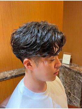 ヘアモードキクチ 日本橋室町店 ナチュラルパーマ センターパート 日本橋室町