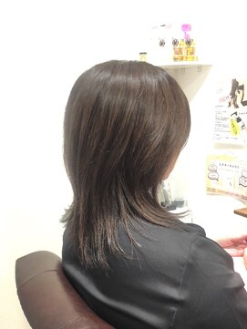 ヘアー グリーン(hair green) 40代50代60代/ミディアムレイヤー/顔まわりレイヤー