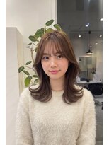 トレ(tre.)&nbsp;髪質改善 レイヤースタイル 大人可愛い
