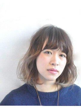 ヘアーアート ジュース 志紀(Hair art Juice) グラデーションアッシュボブ