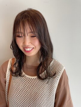 美容室 アイディー i-dee ナチュラルベージュ