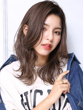 無垢(muku) 大人可愛い小顔美髪ショコラアッシュ顔周りレイヤーA4