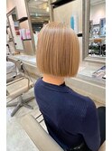 ボブ×オレンジベージュ