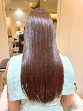 メゾンe.m.a(MAISON e.m.a) 艶髪ストレート/髪質改善/縮毛矯正