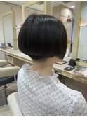 20代ショート前下がり大人可愛い刈り上げボブ刈り上げショート