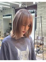 ヲタク(wotaku.)&nbsp;ホワイトミルクティーホワイトシルバーハイトーンダブルカラー