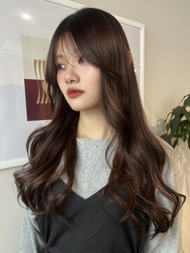 トッド(tod) オリーブベージュ　透明感カラー　髪質改善　丸の内　MISAKI