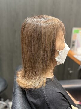 アミックス Hair&Make Amix KOKUSAIHOTEL 輝くツヤが美しい外ハネボブ