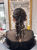 セット アンド バイ ルゥーダ 品川駅前店(SET and..by Rouxda.)&nbsp;ポニーアレンジ